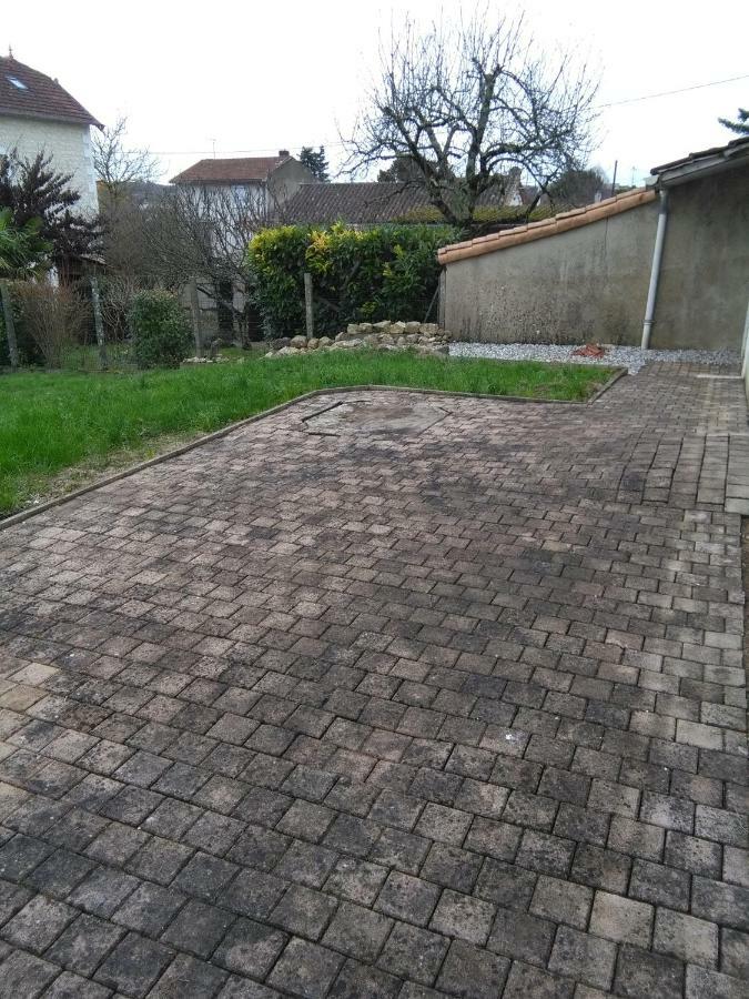 Comme Chez Vous Apartment Ruelle-sur-Touvre Luaran gambar